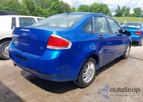 2010 Ford Focus Se z USA, uszkodzony, nr VIN 1FAHP3FNXAW189554
